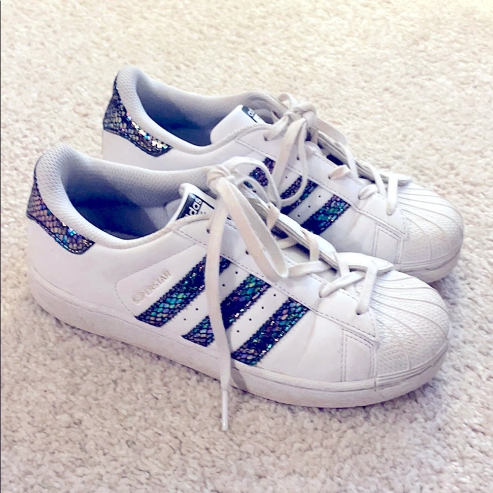 🌟 Adidas Superstars